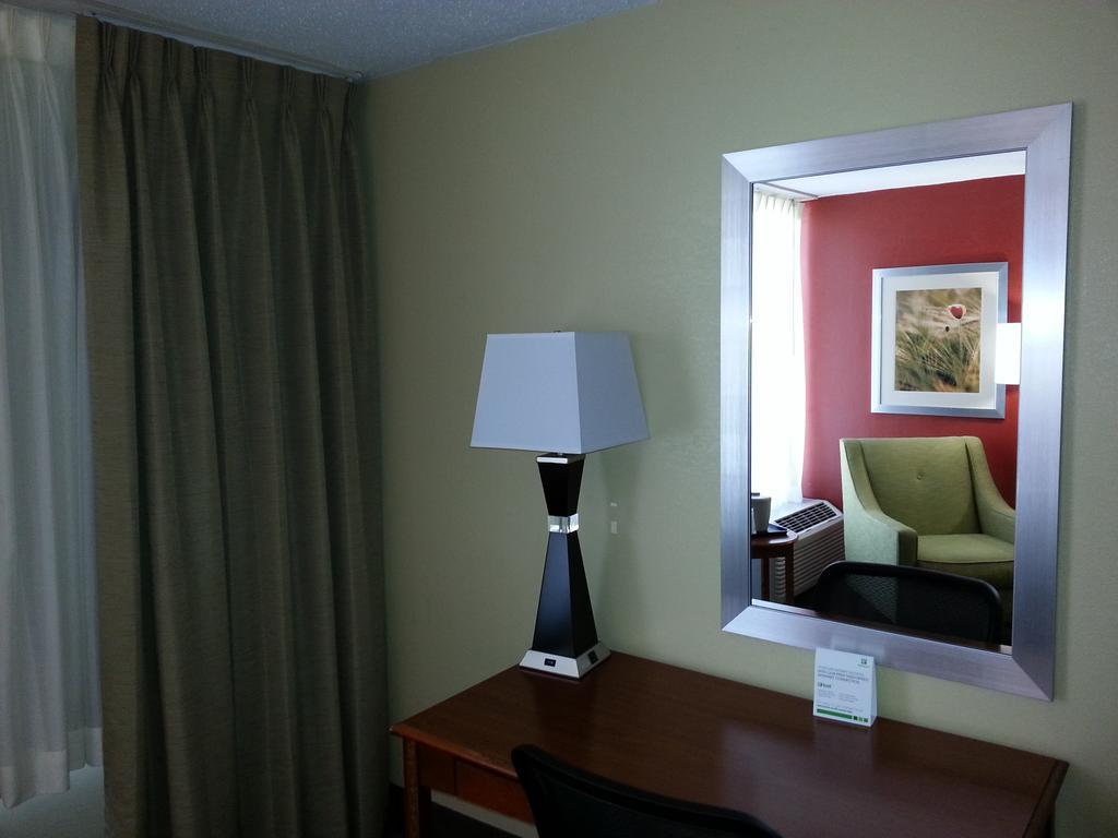 Holiday Inn Shreveport Downtown By Ihg Oda fotoğraf